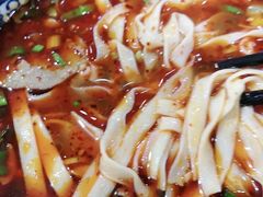 -牛一嘴·兰州牛肉面·大盘鸡(财富中心店)