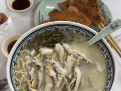 -明呈黄鱼面馆(斜土路店)
