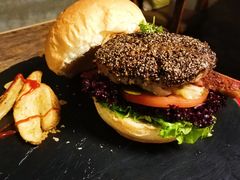 -HIGH FIVE哈福手工汉堡(桂林路店)