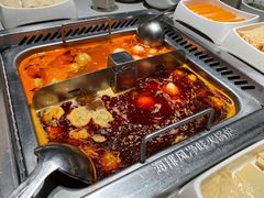 经典麻辣锅底拼锅-海底捞火锅(九霄梦天地店)