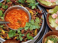 -毛辣果·贵州红酸汤牛肉火锅(西单店)