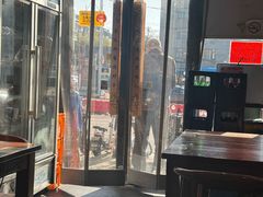 -老天桥酱肉烧饼夹肘子(天桥店)