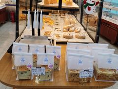 面包甜点陈列柜-心乐生活新鲜屋(星海广场店)