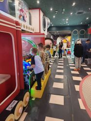 -meland club亲子乐园(北京芳圆里ID MALL店)