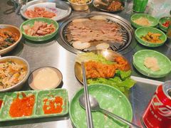 -欧巴炭烤肉오빠숯불구이(南京东路店)
