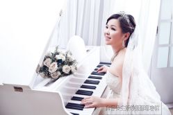 -白雪公主婚纱摄影