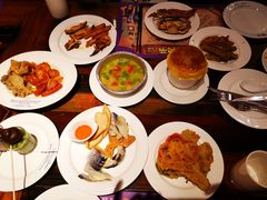 -四海一家自助餐(益田假日广场店)