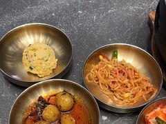 -草家酱蟹炭火烤肉店(珲春南路二店)