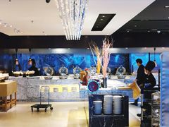 -上海龙之梦万丽酒店