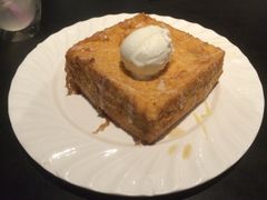 椰脆厚多士配云尼拿雪糕-绿茵阁(体育西分店)