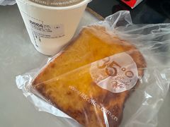 -85度C(生甜甜圈研究工坊·上海松江人民北路店)