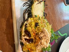 -Chom Cafe and Restaurant