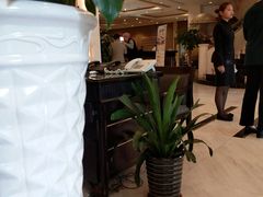-御花园·粤菜·海鲜火锅(中山公园店)