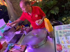 -詹爷爷乌节路街头冰淇淋