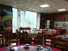 -幽优农庄·森波拉特色本地农家菜