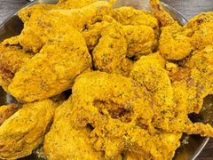 -BHC炸鸡(明洞总店)