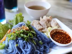 -蝶豆花蓝面条