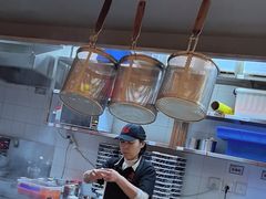 -陇上秦轩西安biangbiang面(朝龙汇店)