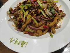 -赶海部落海鲜城(海阳路店)