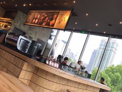-星巴克臻选(湖滨道店)