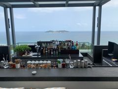 -瑰丽酒店·海吧·天际下午茶·现场DJ·天台酒吧