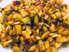 -吃饭皇帝大土家民族菜(正大广场店)