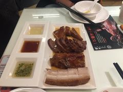 烧味双拼-新大咀港式茶餐厅(宝山万达店)