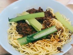 -颂记牛肉粉