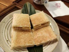 咖椰黄油多士-五代同糖·甜品糖水店(河下古镇店)