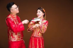 点击看大图 -THE QUEEN(北京店)