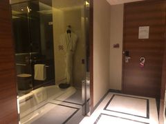 -天津京基皇冠假日酒店