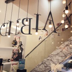 -新蝶变皮肤管理中心