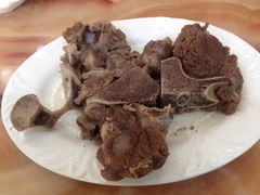 -苏莱特色牛骨滩羊手抓馆(长城东街总店)