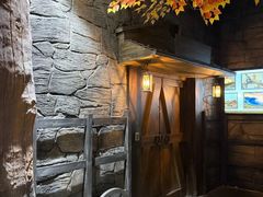 -暴风岛沉浸式体验馆(百联世纪店)