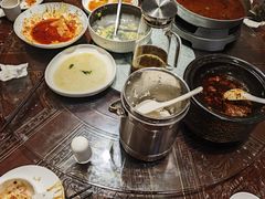 -万重锦·人文川菜馆(骡马市店)