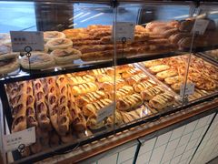 -Dough&Joe团憩(瑞虹天地月亮湾店)