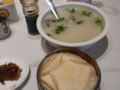 -梅利汴京烤鸭•开封豫菜地标店(东大街店)