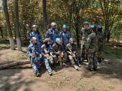 -亲兄弟真人CS团建拓展基地