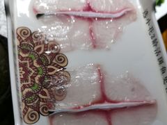 -老牌坊云南鱼豆花火锅(哈西万达店)