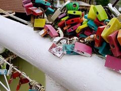 -富贵黄金屋