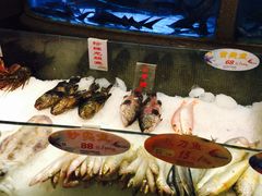 -快乐海鲜酒楼(滇池路店)