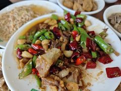 -明月食府(二区干二路店)