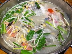 -快活林酸汤鱼鲜品火锅店(甲秀楼店)