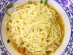 小面-渝之汇牛肉豌杂面