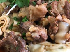 羊肉焖卷子-清真·伊清阁餐厅
