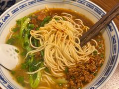 -辣肉面大王(天平路店)