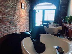 -THE BARN大屋理发馆