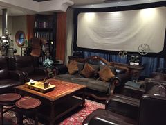 -小广寒电影艺术餐厅(小广寒经三路店)