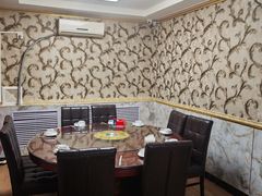 -一口猪海鲜浑锅·东北家常菜