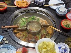 -醉董牛川派鲜肉自选火锅(烟台店)